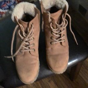 Women’s boots
